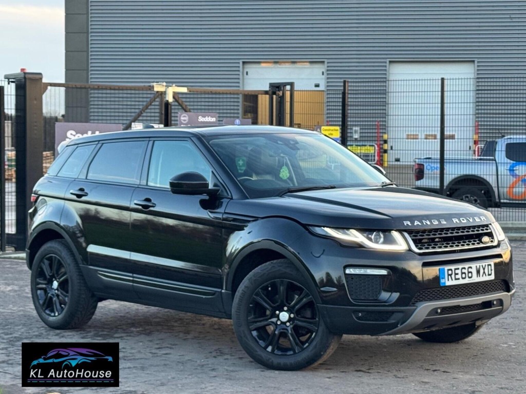Used LAND ROVER RANGE ROVER EVOQUE 2017 Black for sale - £6995 in Derby ...